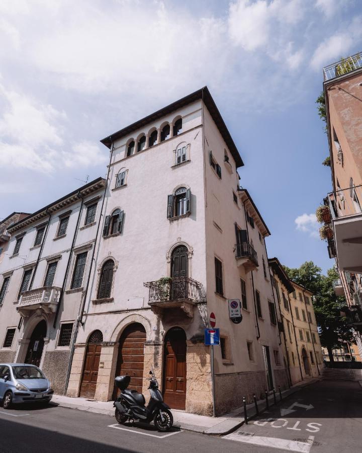 Residenza Roccamaggiore Verona Bagian luar foto