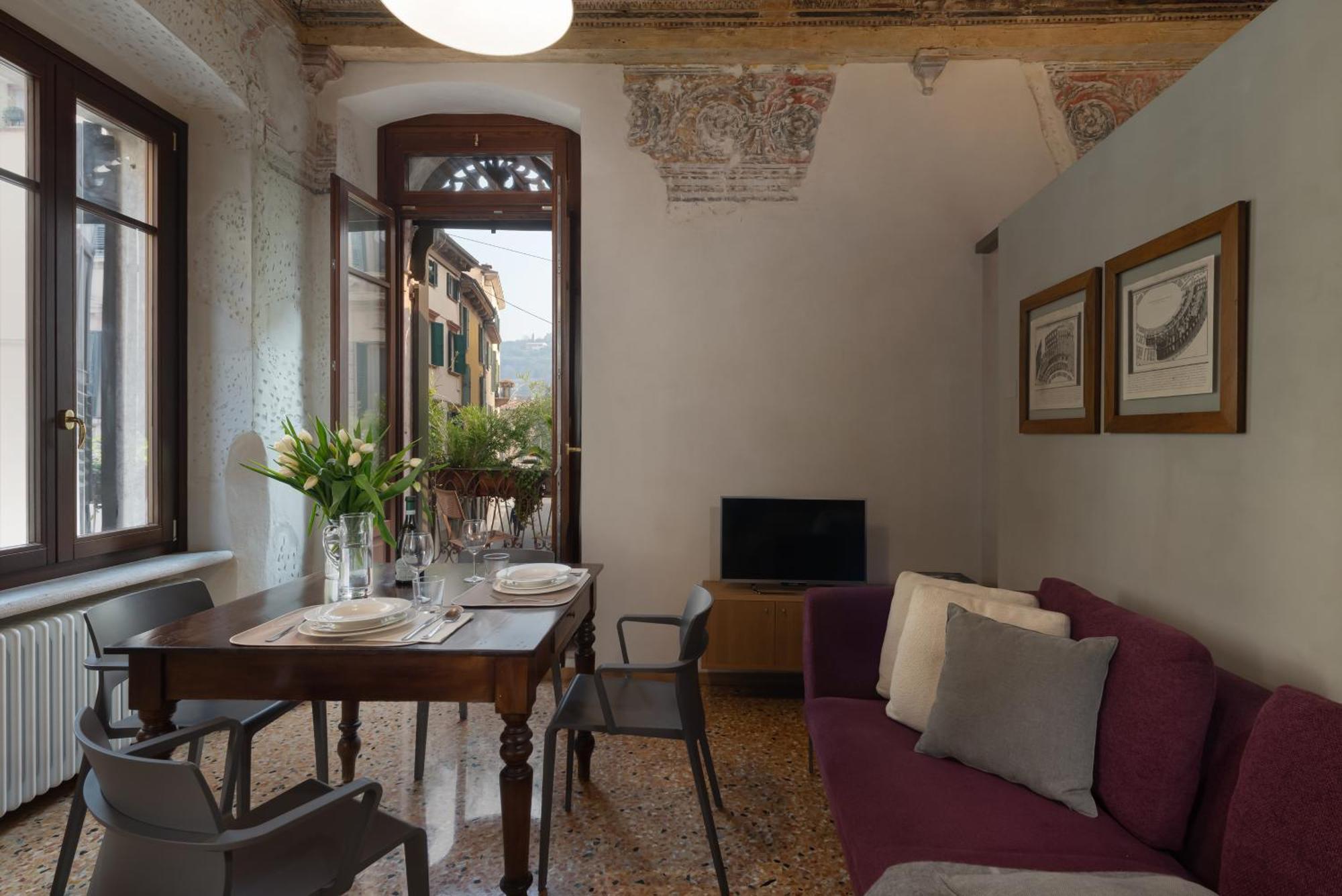 Residenza Roccamaggiore Verona Bagian luar foto