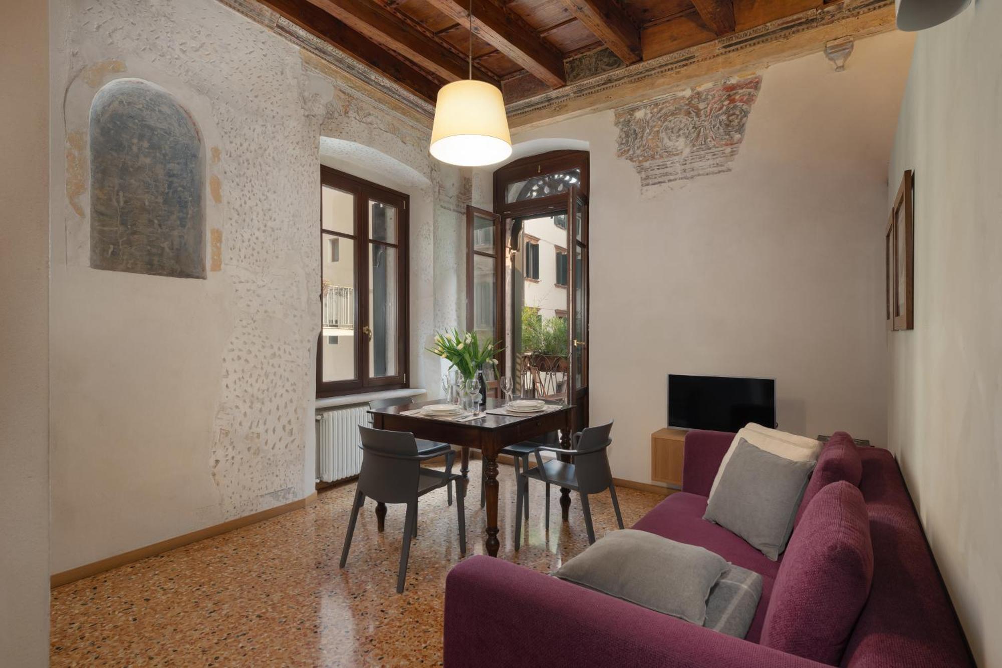 Residenza Roccamaggiore Verona Bagian luar foto