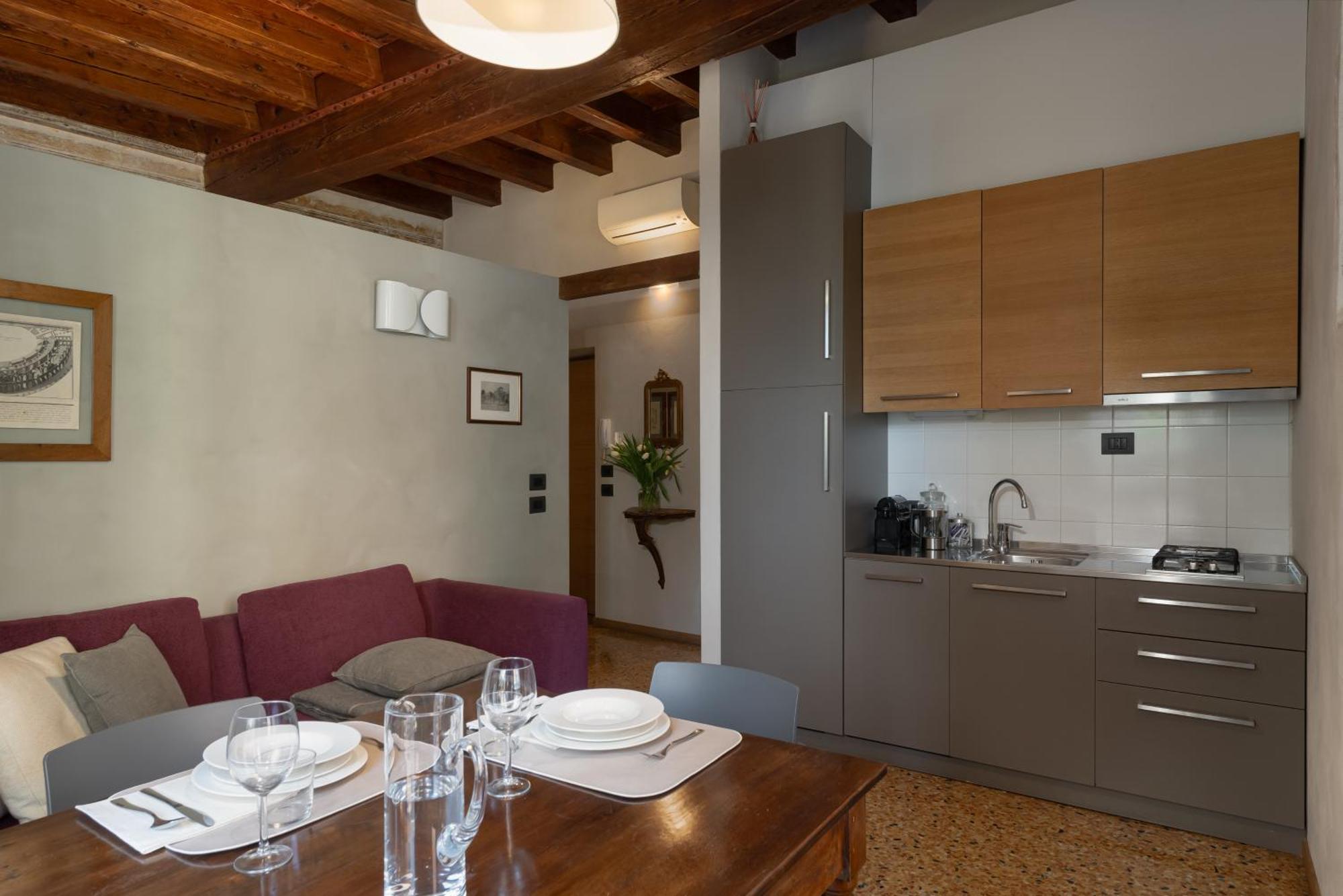 Residenza Roccamaggiore Verona Bagian luar foto