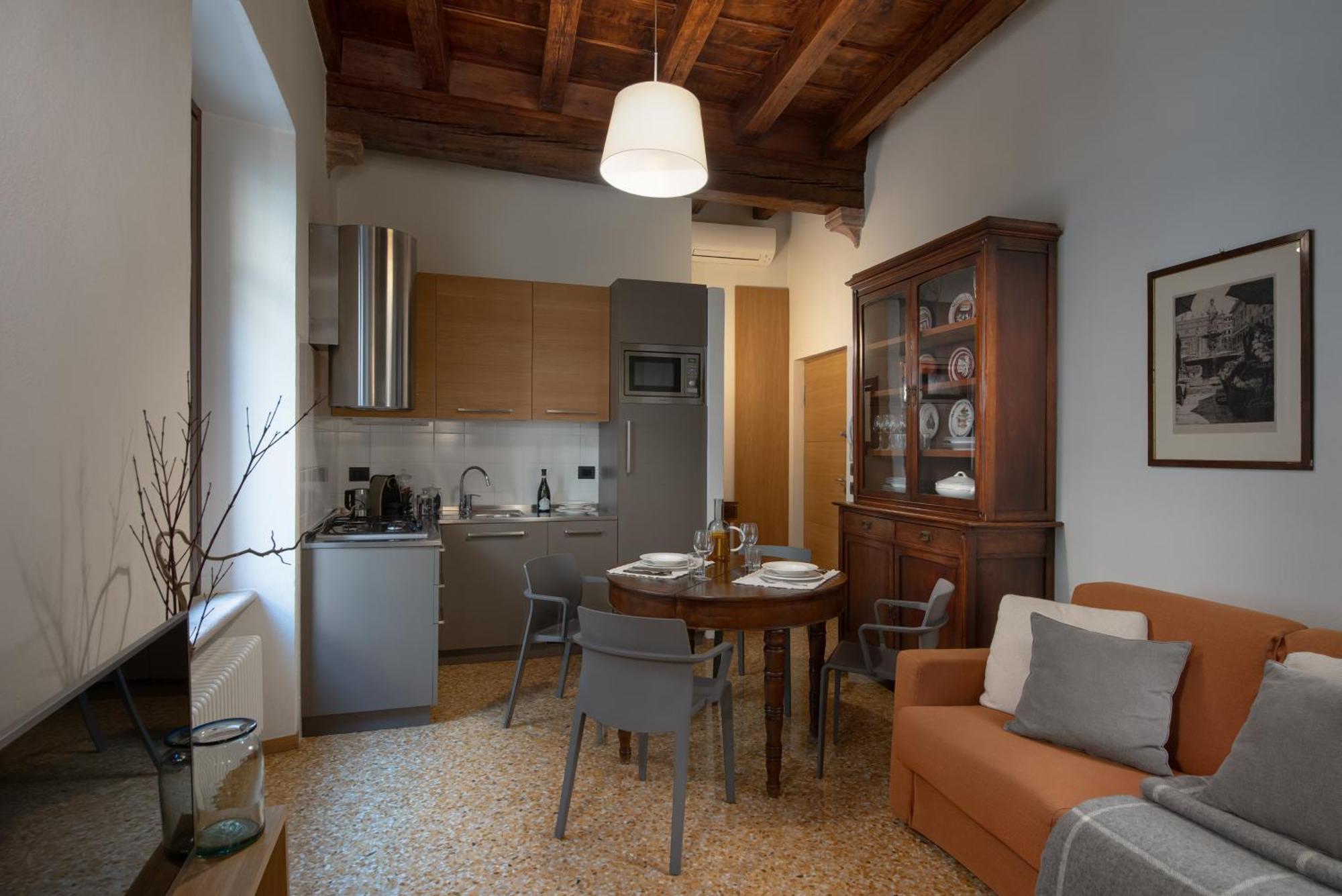 Residenza Roccamaggiore Verona Bagian luar foto